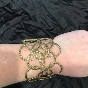 Gold circles bracelet